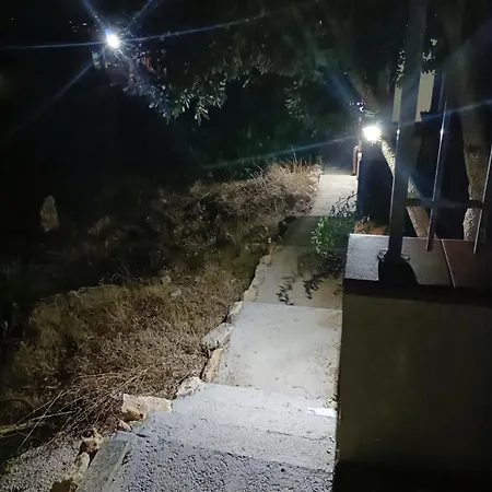 Δωμάτια σε οικογενειακή κατοικία Mirto E Rosmarino